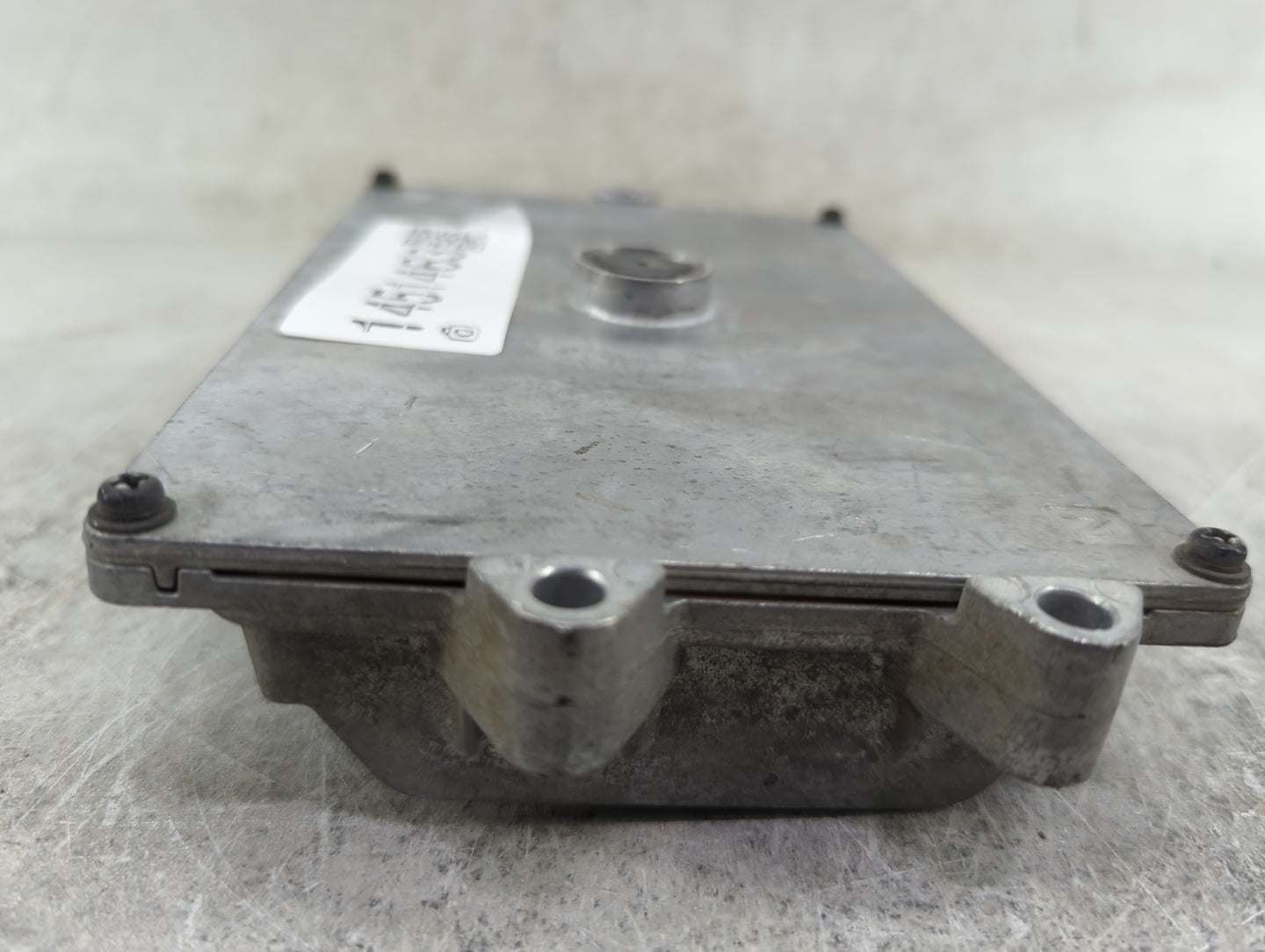 2015 Honda Cr-V PCM Engine Control Computer ECU ECM PCU OEM P/N:37820-5LA-A72 G564-128040 Fits OEM Used Auto Parts - Oemused