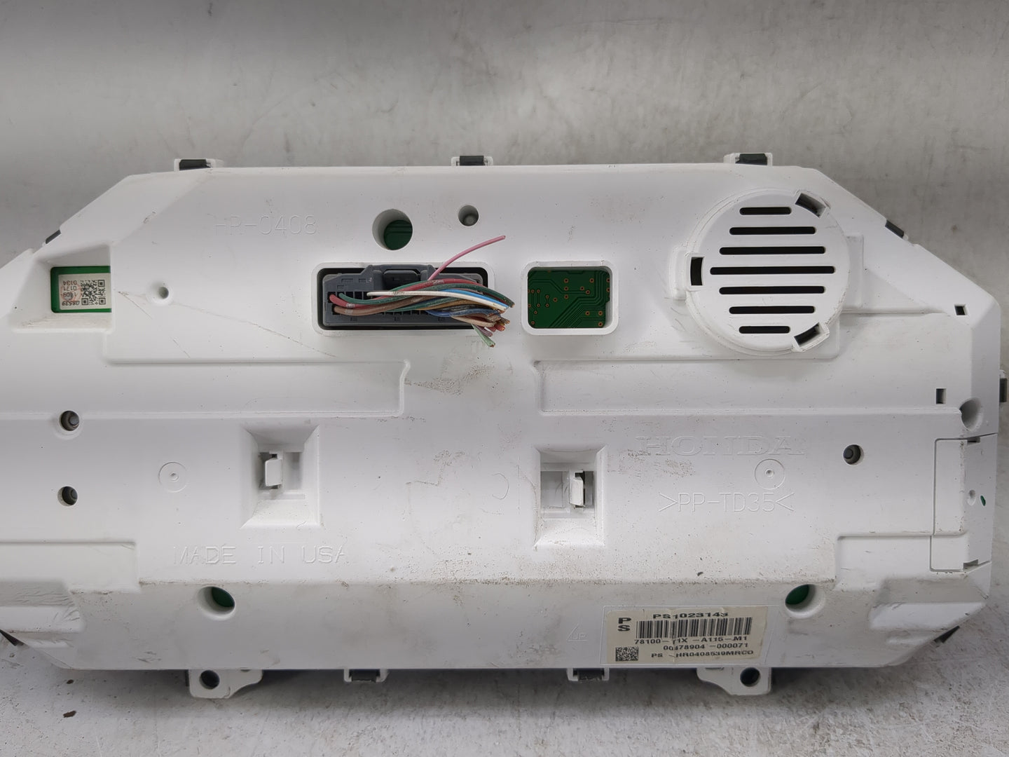 2015-2016 Honda Cr-V Instrument Cluster Speedometer Gauges P/N:78100-T1X-A115-M1 PS1023143 Miles: Fits Fits 2015 2016 OEM Us