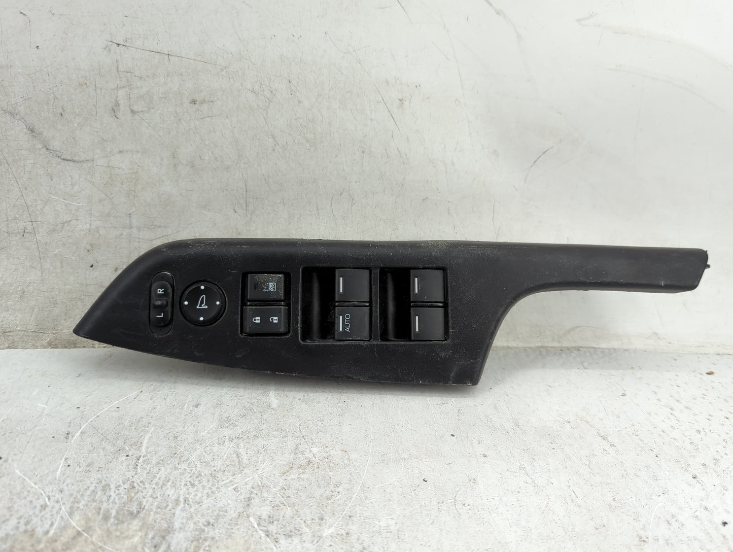 2014-2022 Honda Cr-V Master Power Window Switch Replacement Driver Side Left P/N:M57829 Fits OEM Used Auto Parts - Oemusedau