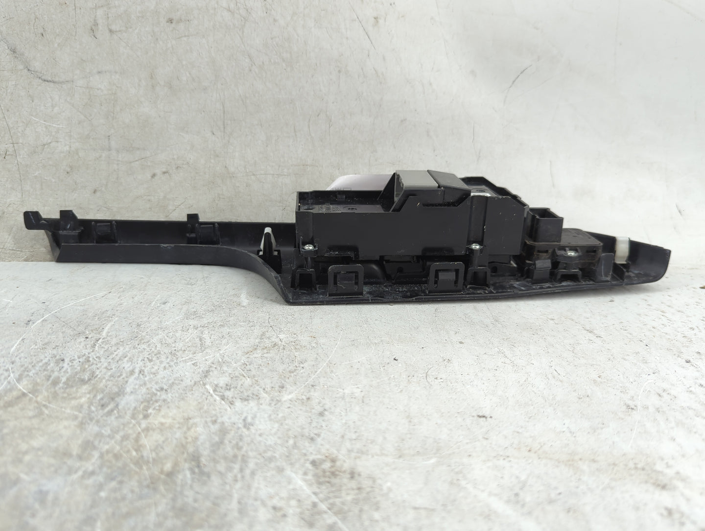 2014-2022 Honda Cr-V Master Power Window Switch Replacement Driver Side Left P/N:M57829 Fits OEM Used Auto Parts - Oemusedau