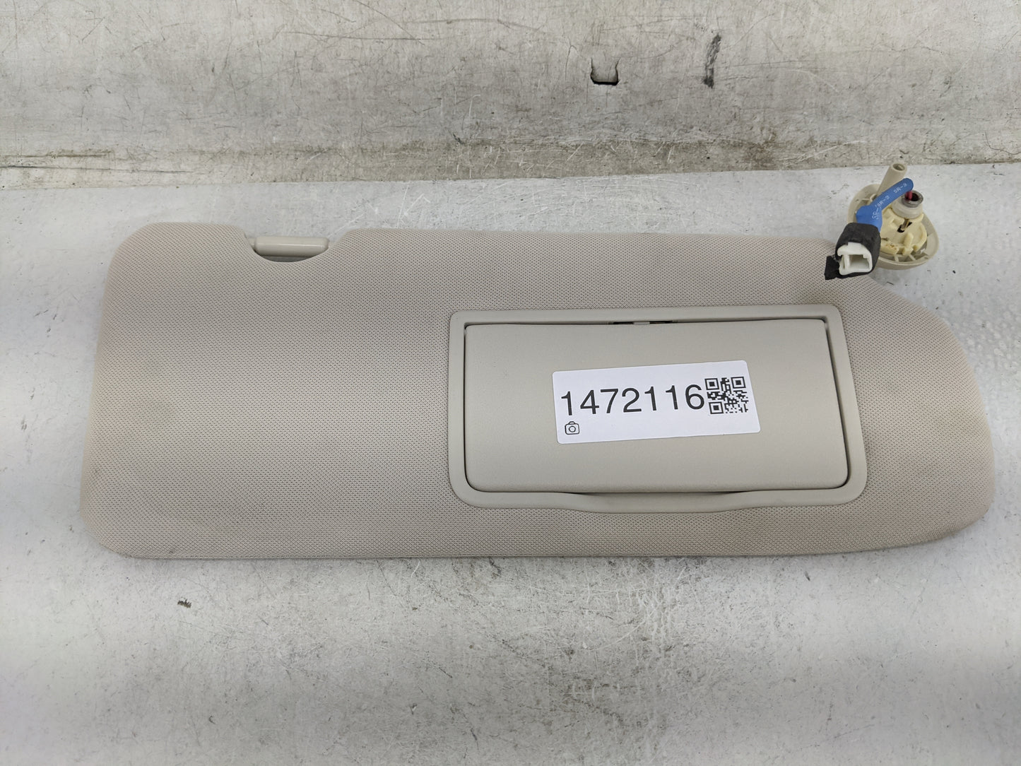 2015-2016 Honda Cr-V Sun Visor Shade Replacement Passenger Right Mirror Fits Fits 2015 2016 OEM Used Auto Parts - Oemusedaut