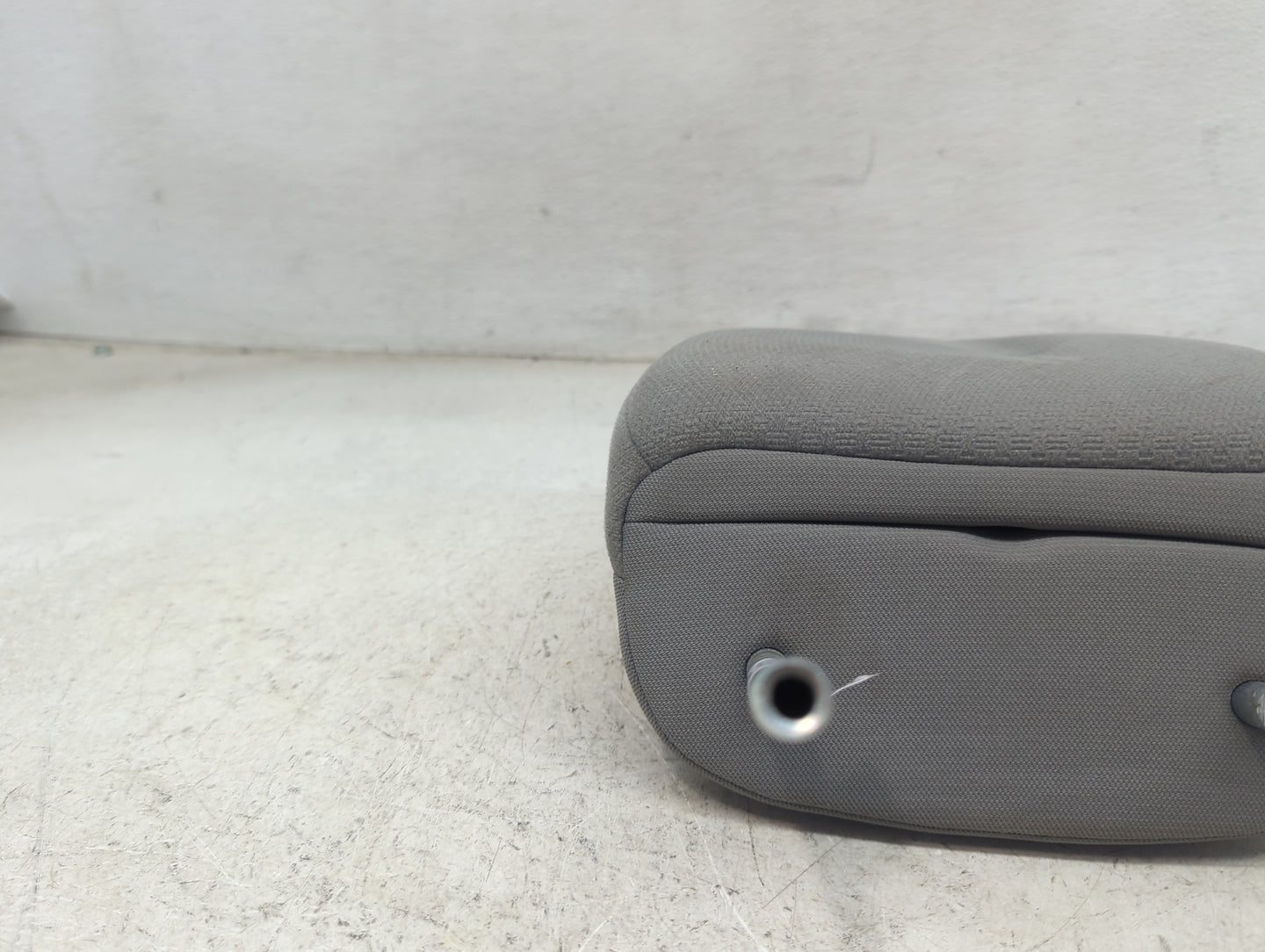 2015 Honda Cr-v Headrest Head Rest Front Driver Seat Gray - Oemusedautoparts1.com