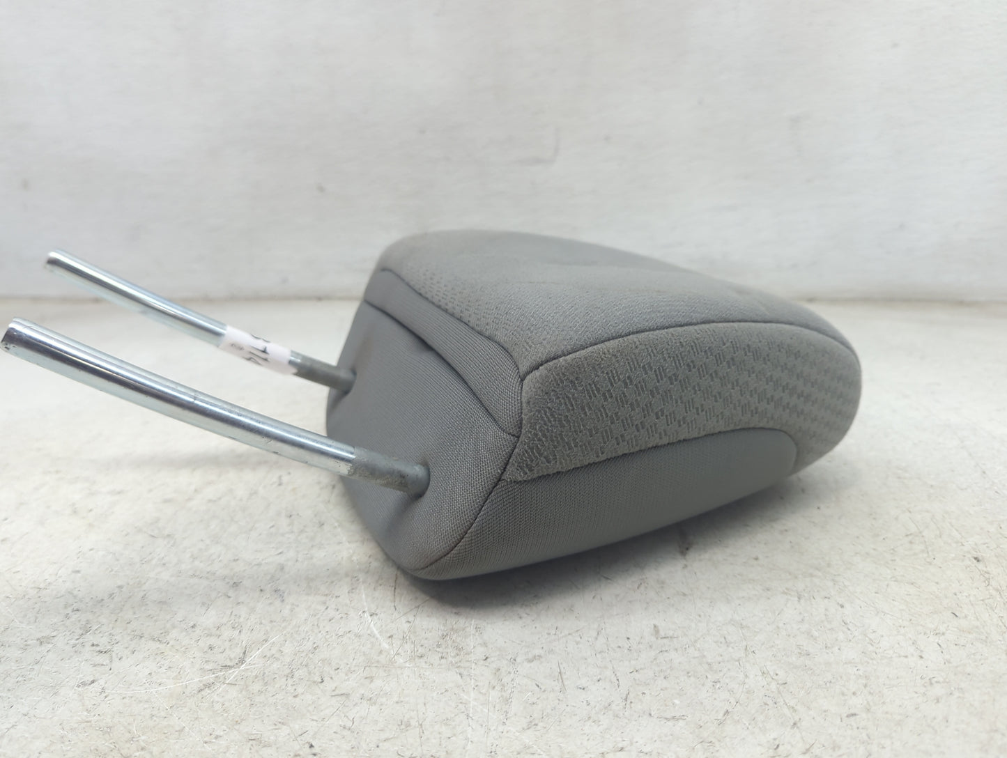 2015 Honda Cr-v Headrest Head Rest Front Driver Seat Gray - Oemusedautoparts1.com