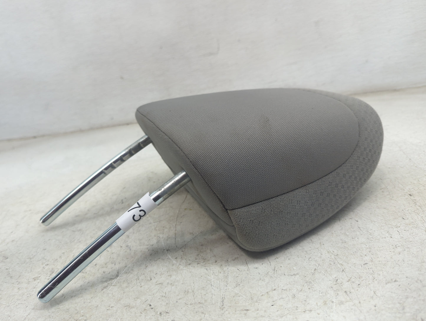 2015 Honda Cr-v Headrest Head Rest Front Driver Seat Gray - Oemusedautoparts1.com