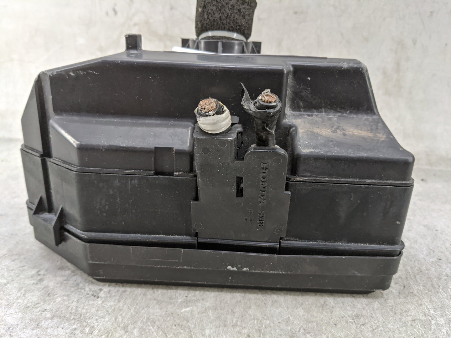 2015 Honda Cr-V Fusebox Fuse Box Panel Relay Module P/N:TZ4 A011 AO 291R303W7R Fits OEM Used Auto Parts - Oemusedautoparts1.