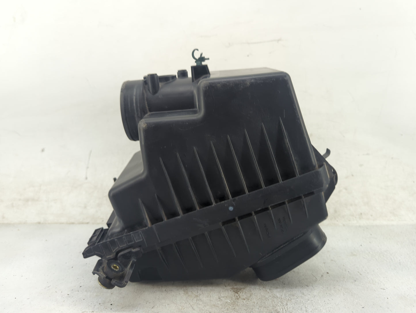 2015-2016 Honda Cr-v Air Cleaner Intake-duct Hose Tube 1476906 - Oemusedautoparts1.com