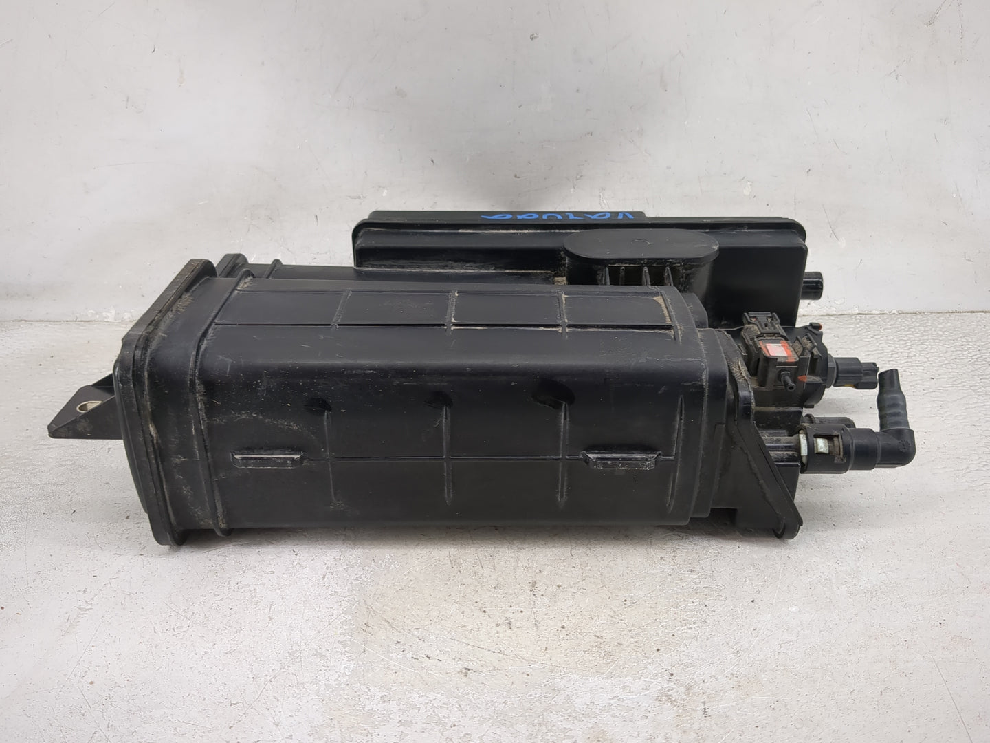 2015 Honda Cr-v Fuel Vapor Charcoal Canister 1476931 - Oemusedautoparts1.com