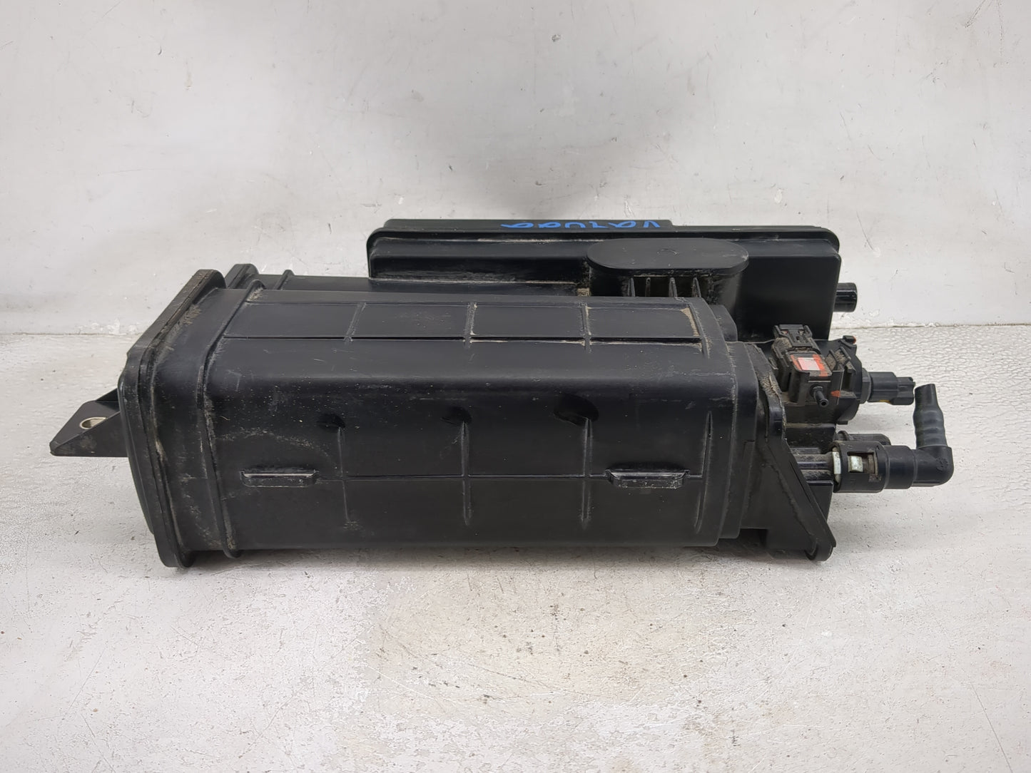 2015 Honda Cr-v Fuel Vapor Charcoal Canister 1476931 - Oemusedautoparts1.com