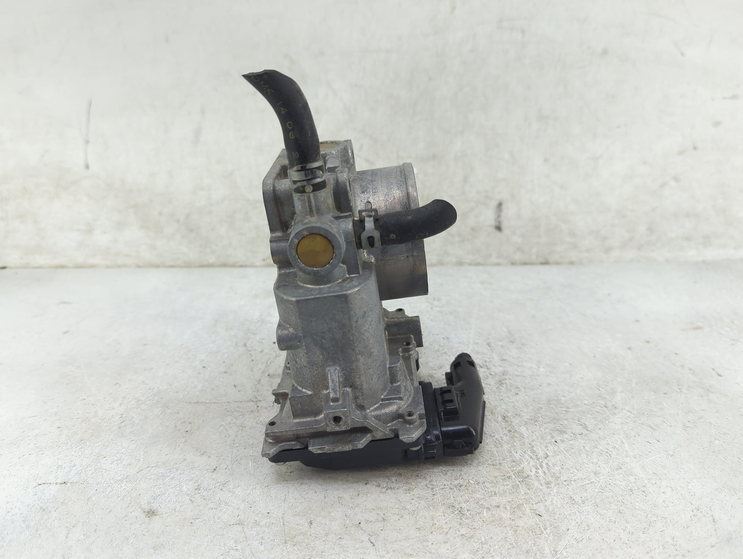 2015-2019 Honda Cr-V Throttle Body P/N:GMF4A Fits Fits 2013 2014 2015 2016 2017 2018 2019 2020 2021 2022 OEM Used Auto Parts
