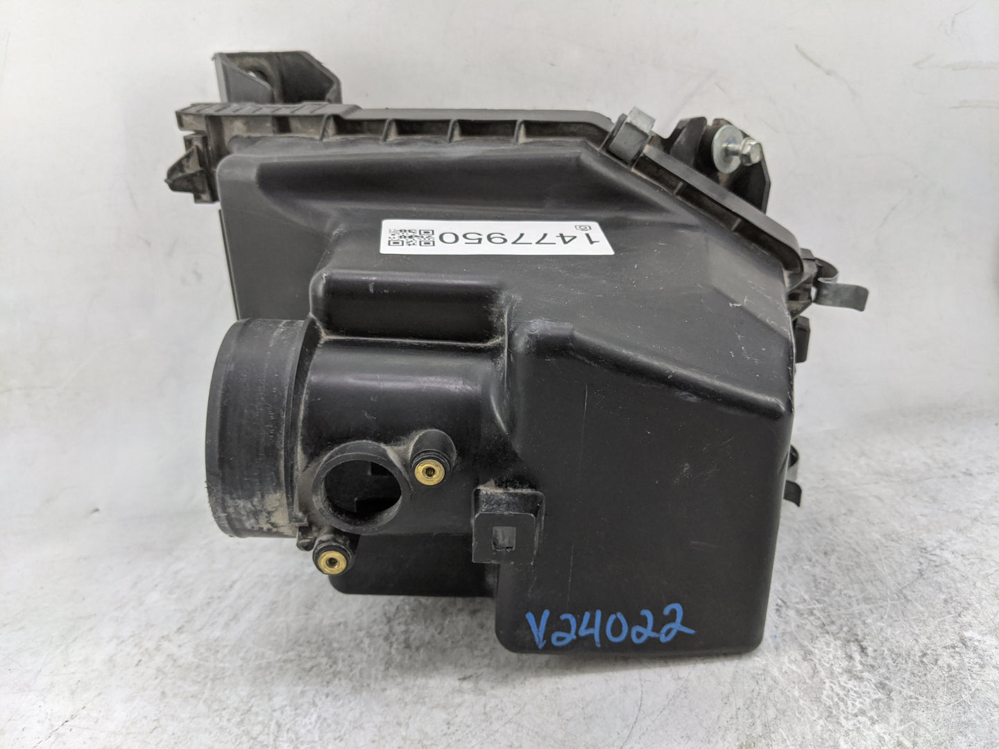 2015-2016 Honda Cr-v Air Cleaner Intake-duct Hose Tube 1477950 - Oemusedautoparts1.com
