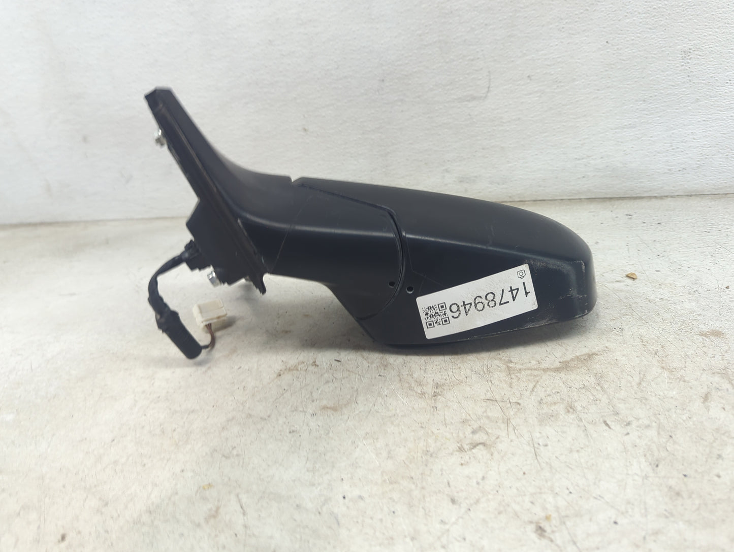 2012-2016 Honda Cr-V Driver Side View Mirror - Left Door Mirror OEM Used - Oemusedautoparts1.com