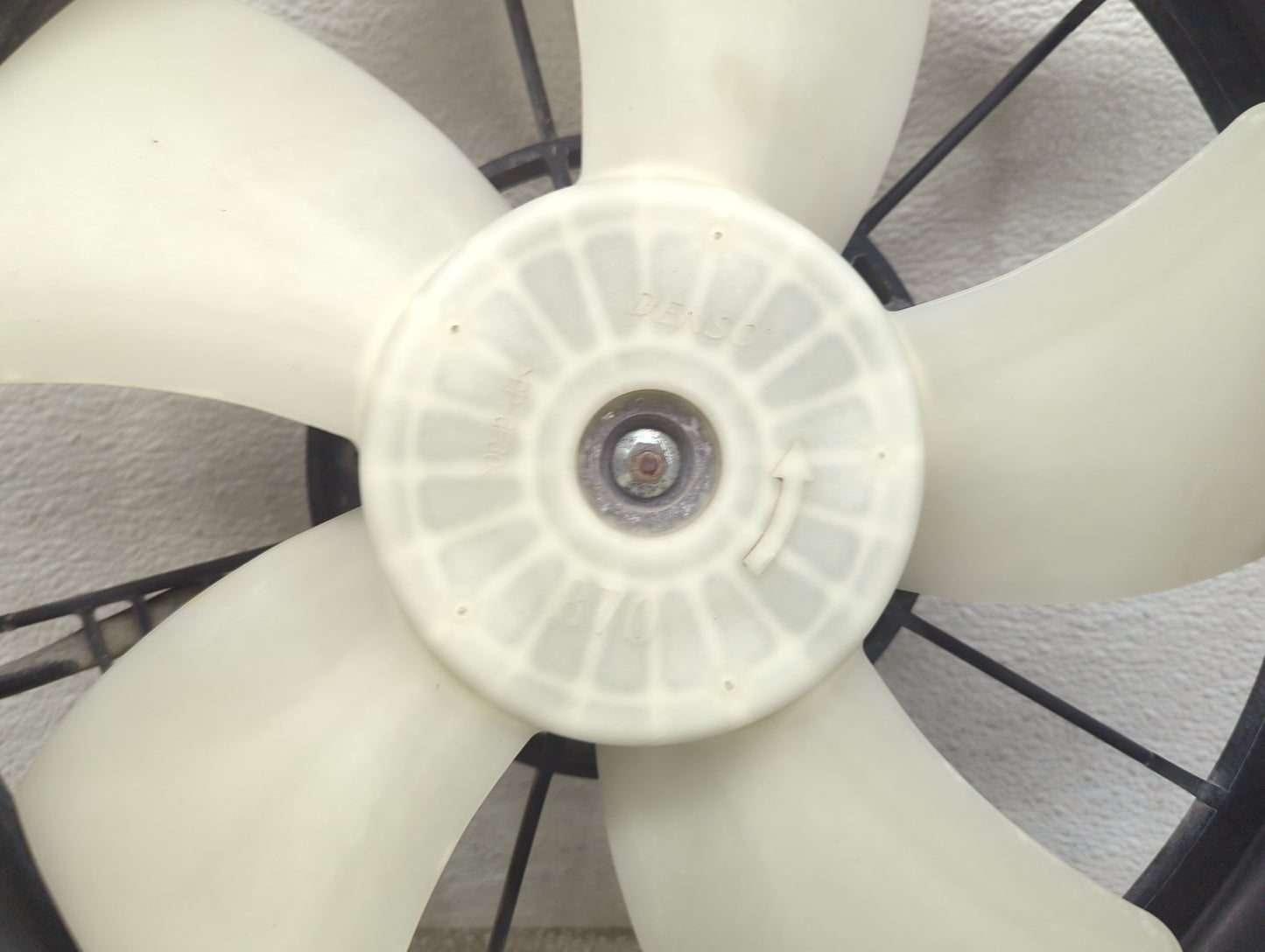 2015-2016 Honda Cr-V Electric Radiator Cooling Fan Motor Assembly P/N:AE2680002230 Fits Fits 2015 2016 OEM Used Auto Parts -