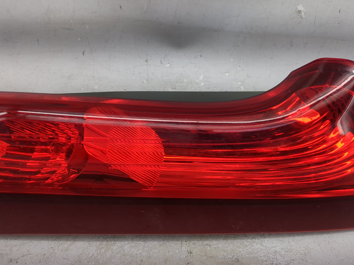 2015-2016 Honda Cr-v Passenger Right Side Deck Lid Mounted Tail Light 1501959 - Oemusedautoparts1.com