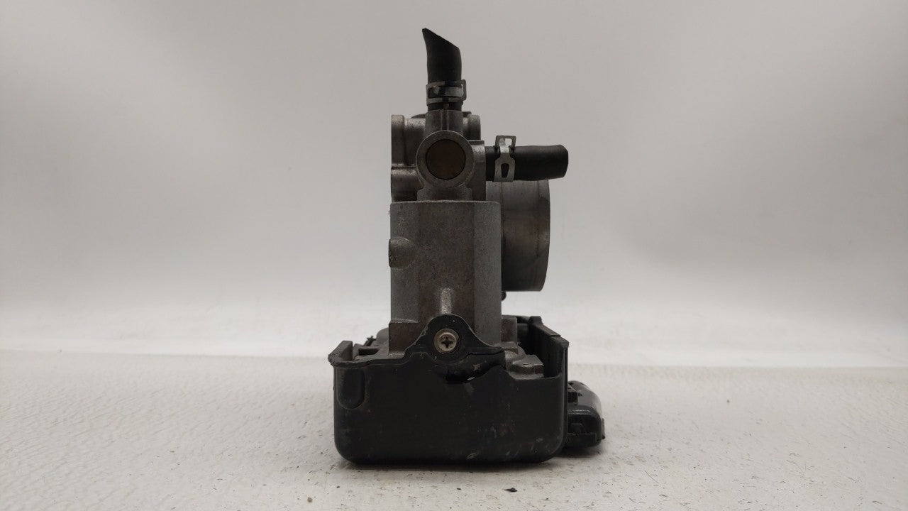 2015-2018 Honda Cr-V Throttle Body P/N:GMF4A Fits Fits 2013 2014 2015 2016 2017 2018 OEM Used Auto Parts - Oemusedautoparts1