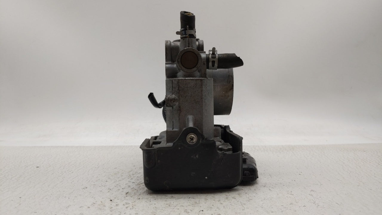 2015-2018 Honda Cr-V Throttle Body P/N:GMF4A Fits Fits 2013 2014 2015 2016 2017 2018 OEM Used Auto Parts - Oemusedautoparts1