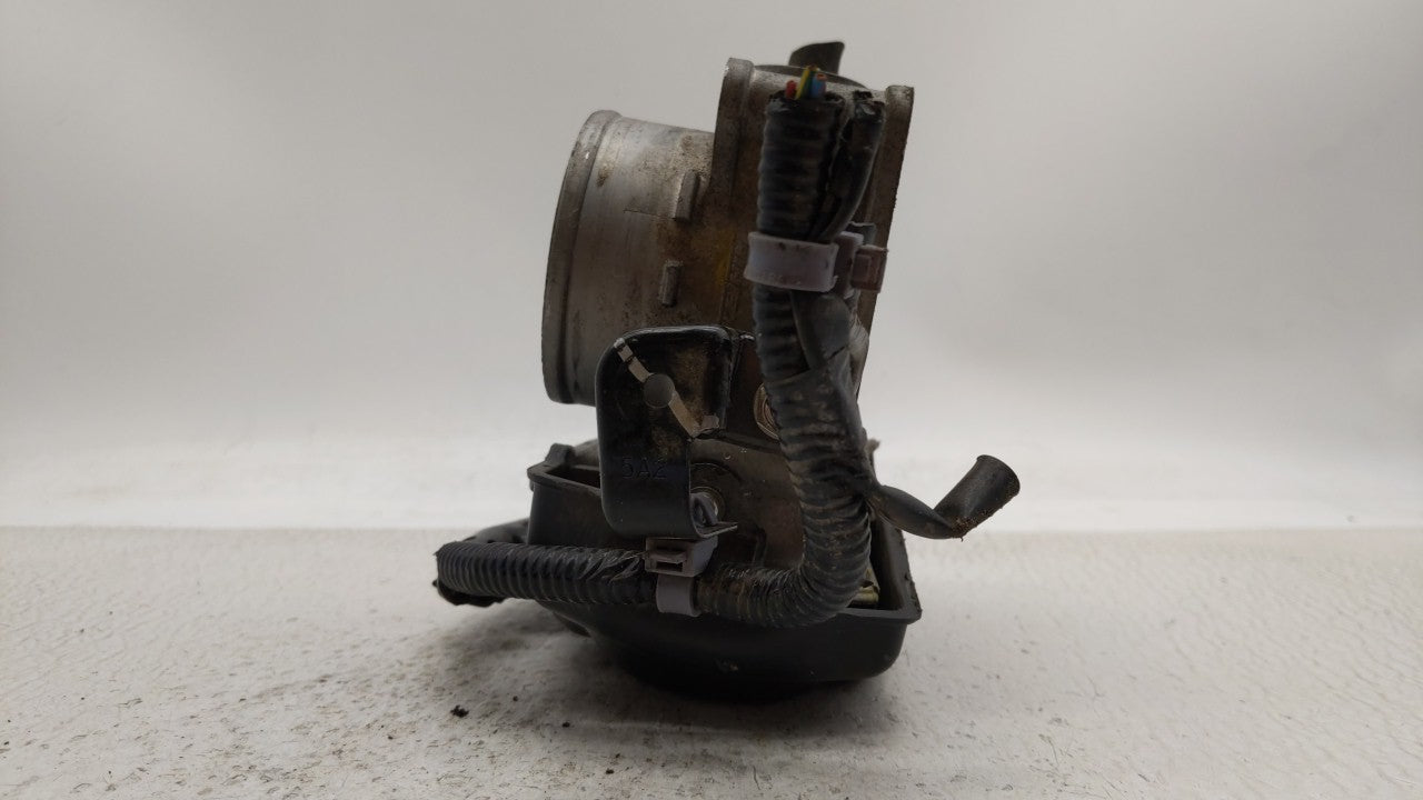 2015-2018 Honda Cr-V Throttle Body P/N:GMF4A Fits Fits 2013 2014 2015 2016 2017 2018 OEM Used Auto Parts - Oemusedautoparts1