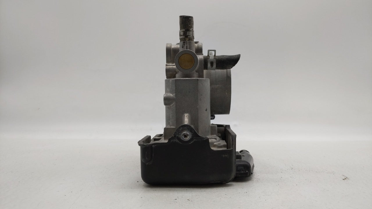 2015-2018 Honda Cr-V Throttle Body P/N:GMF4A Fits Fits 2013 2014 2015 2016 2017 2018 OEM Used Auto Parts - Oemusedautoparts1