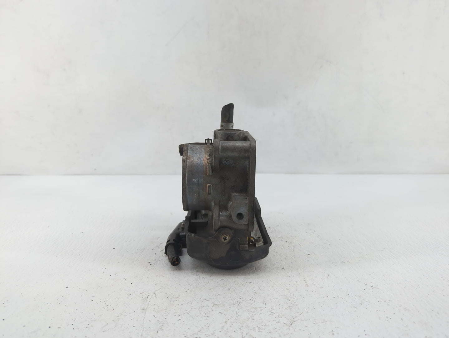 2015-2018 Honda Cr-V Throttle Body P/N:1430 09T28 1430 0RS04, 1430 11S17, GMF4A Fits Fits 2013 2014 2015 2016 2017 2018 OEM 