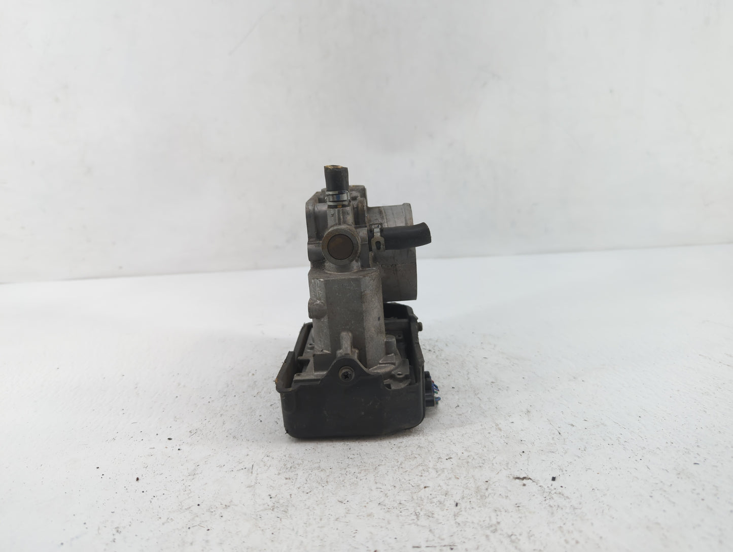 2015-2018 Honda Cr-V Throttle Body P/N:1430 09T28 1430 0RS04, 1430 11S17, GMF4A Fits Fits 2013 2014 2015 2016 2017 2018 OEM 