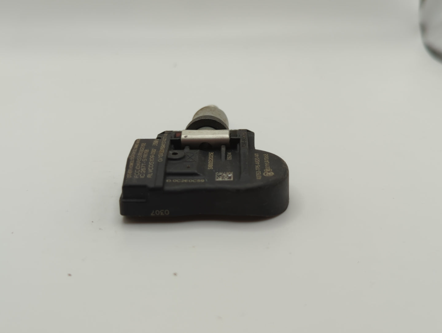 2015 Honda Cr-v Tire Pressure Monitoring System Sensor Tpms - Oemusedautoparts1.com