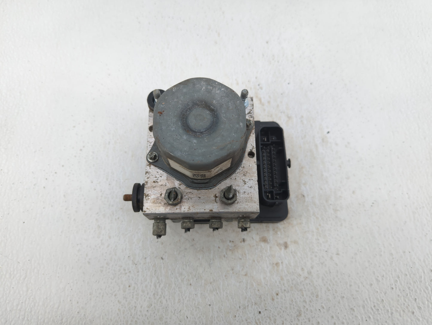 2015-2016 Honda Cr-V ABS Pump Control Module Replacement P/N:57110-T1W-A120-M1 Fits Fits 2015 2016 OEM Used Auto Parts - Oem