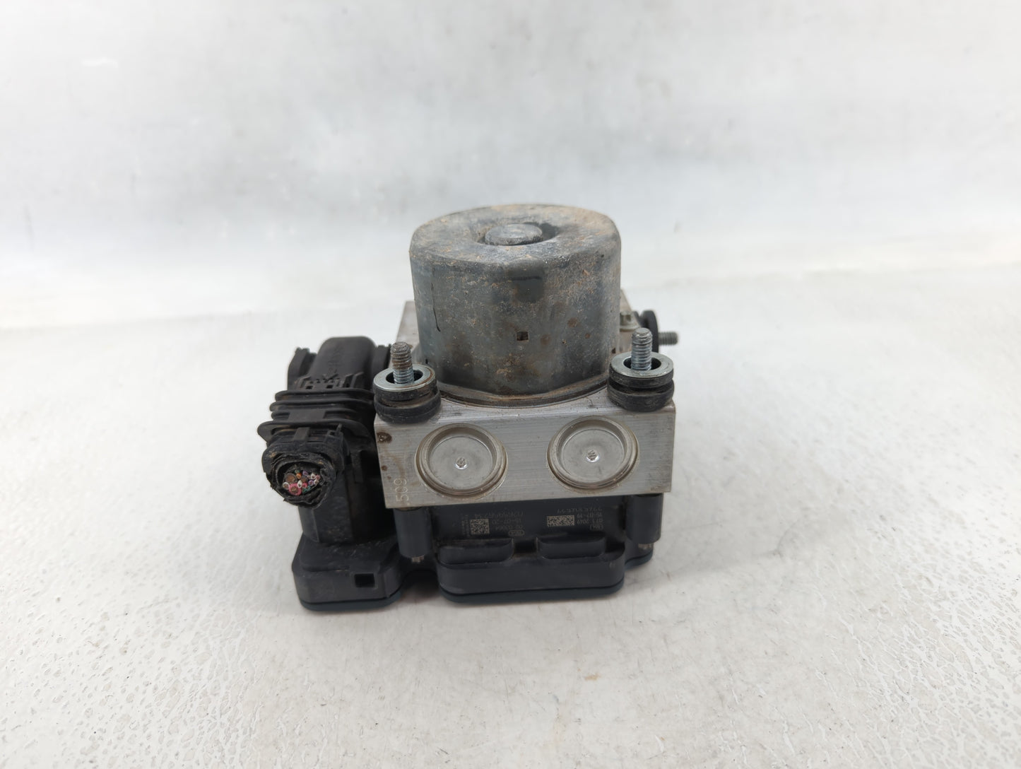 2015-2016 Honda Cr-V ABS Pump Control Module Replacement P/N:57110-T1X-A030-M1 269 684 Fits Fits 2015 2016 OEM Used Auto Par