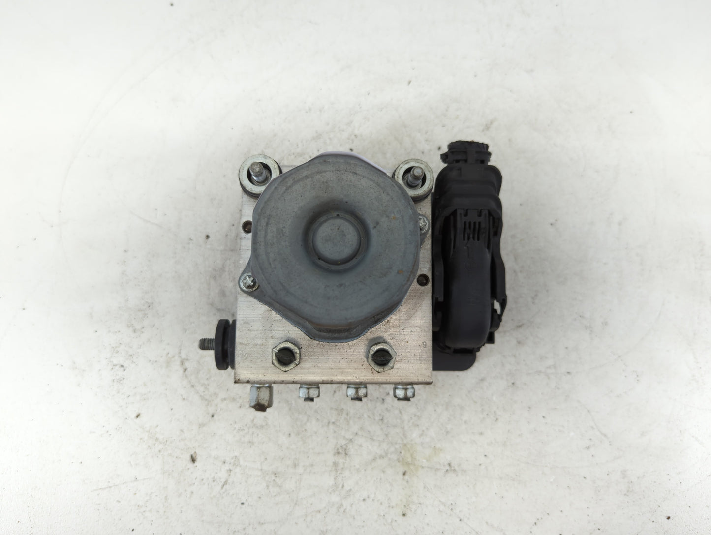 2015-2016 Honda Cr-V ABS Pump Control Module Replacement Fits Fits 2015 2016 OEM Used Auto Parts - Oemusedautoparts1.com