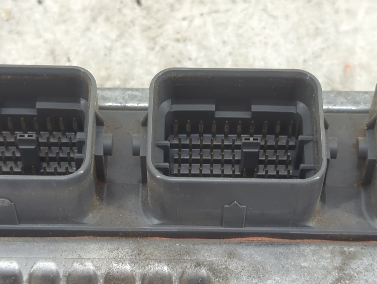 2015 Honda Crv PCM Engine Control Computer ECU ECM PCU OEM P/N:37820-5LA-A52 G561-130241 Fits OEM Used Auto Parts - Oemuseda