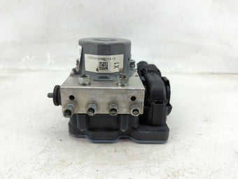 compare product 2015 Honda Crv ABS Pump Control Module Replacement P/N:57110-T1X-A130-M1 T1XA1, 269684 Fits Fits 2016 OEM Used Auto Parts