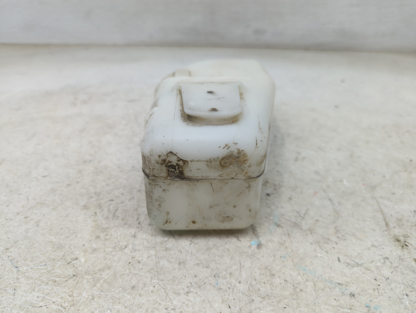 Honda Crv Radiator Coolant Overflow Expansion Tank Bottle 1465647 - Oemusedautoparts1.com