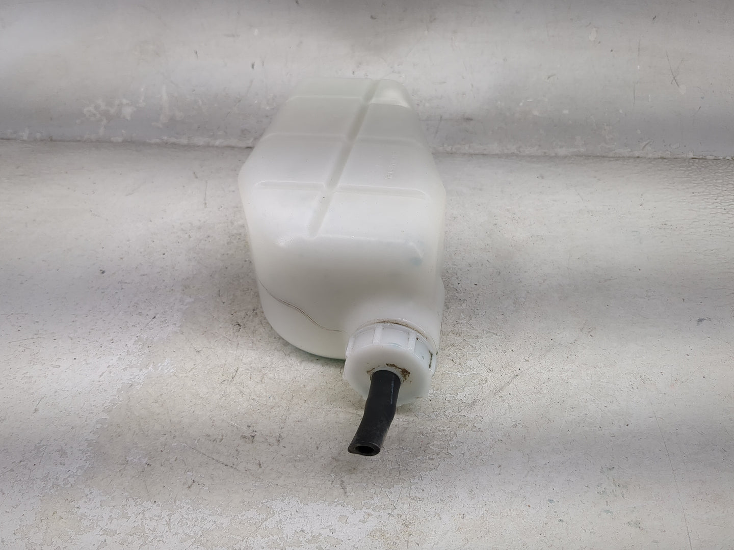 Honda Crv Radiator Coolant Overflow Expansion Tank Bottle 1477183 - Oemusedautoparts1.com
