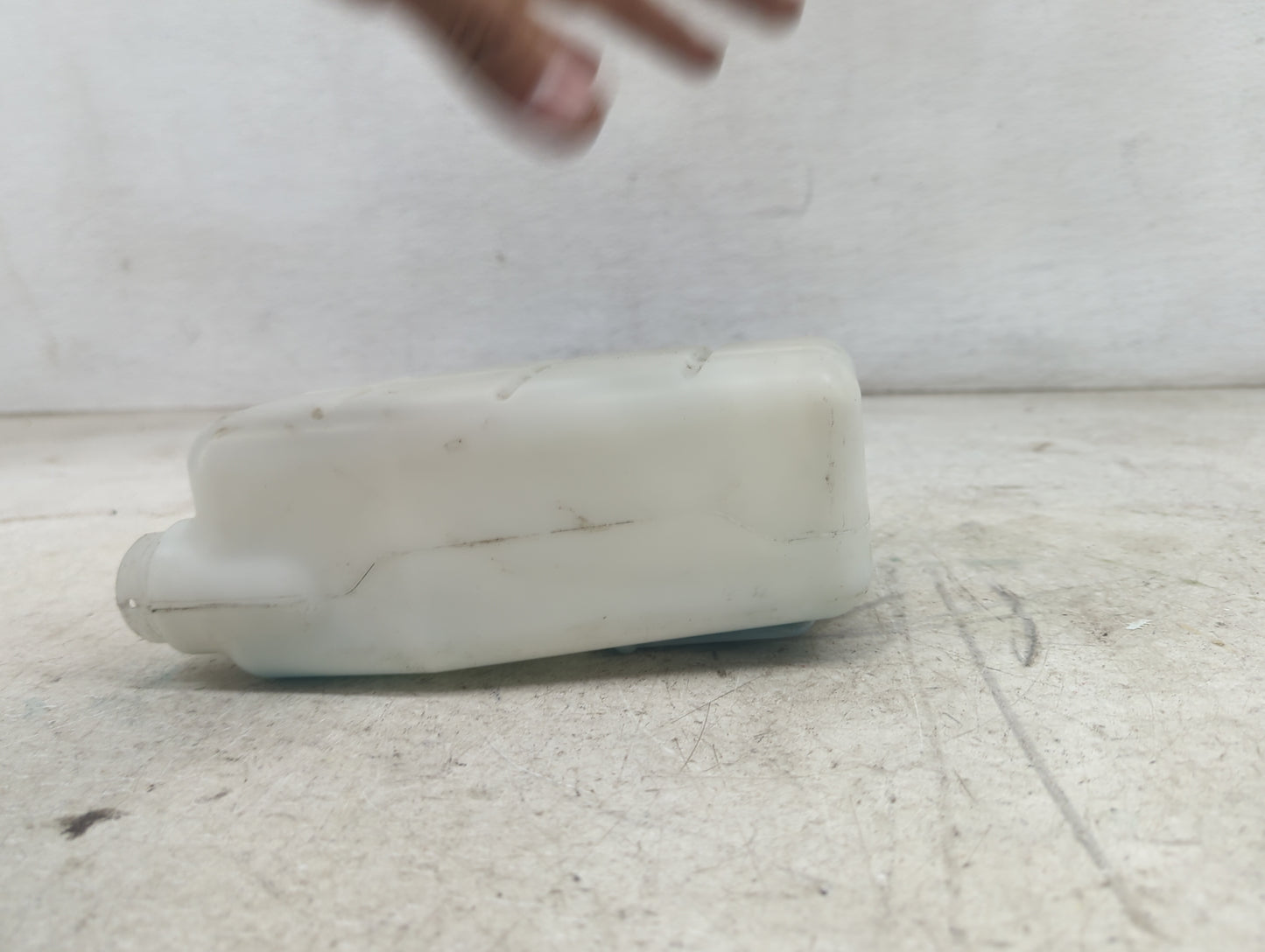 Honda Crv Radiator Coolant Overflow Expansion Tank Bottle 1478939 - Oemusedautoparts1.com
