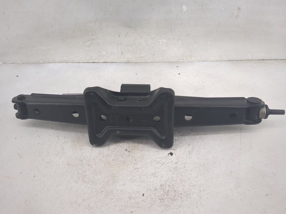 2015 Honda Crv Spare Scissor Car Jack Black - Oemusedautoparts1.com