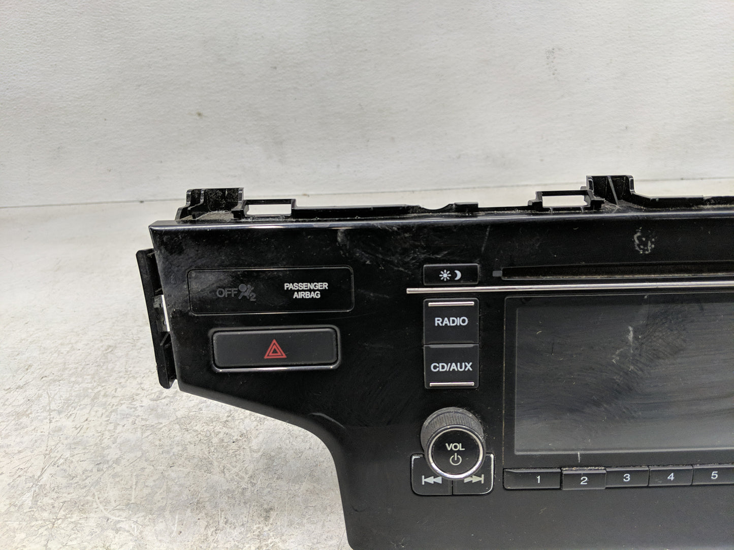 2015-2019 Honda Fit Radio AM FM Cd Player Receiver Replacement P/N:39100-T5R-A712-M1 Fits Fits 2015 2016 2017 2018 2019 OEM 