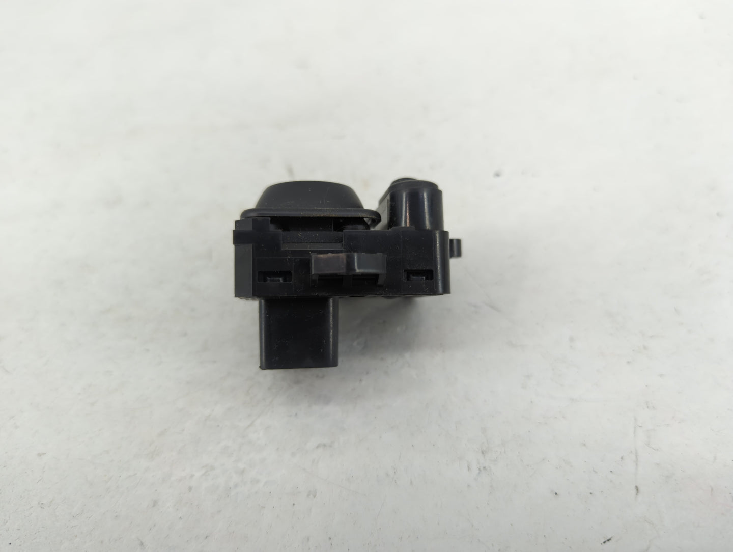 2015-2020 Honda Fit Master Power Window Switch Replacement Driver Side Left Fits OEM Used Auto Parts - Oemusedautoparts1.com