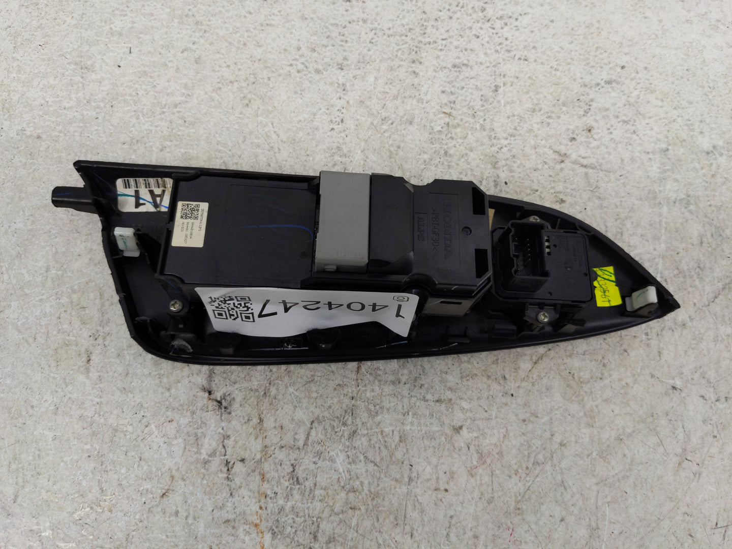 2015-2020 Honda Fit Master Power Window Switch Replacement Driver Side Left P/N:35750T5RA112M1 Fits Fits 2015 2017 2018 2019