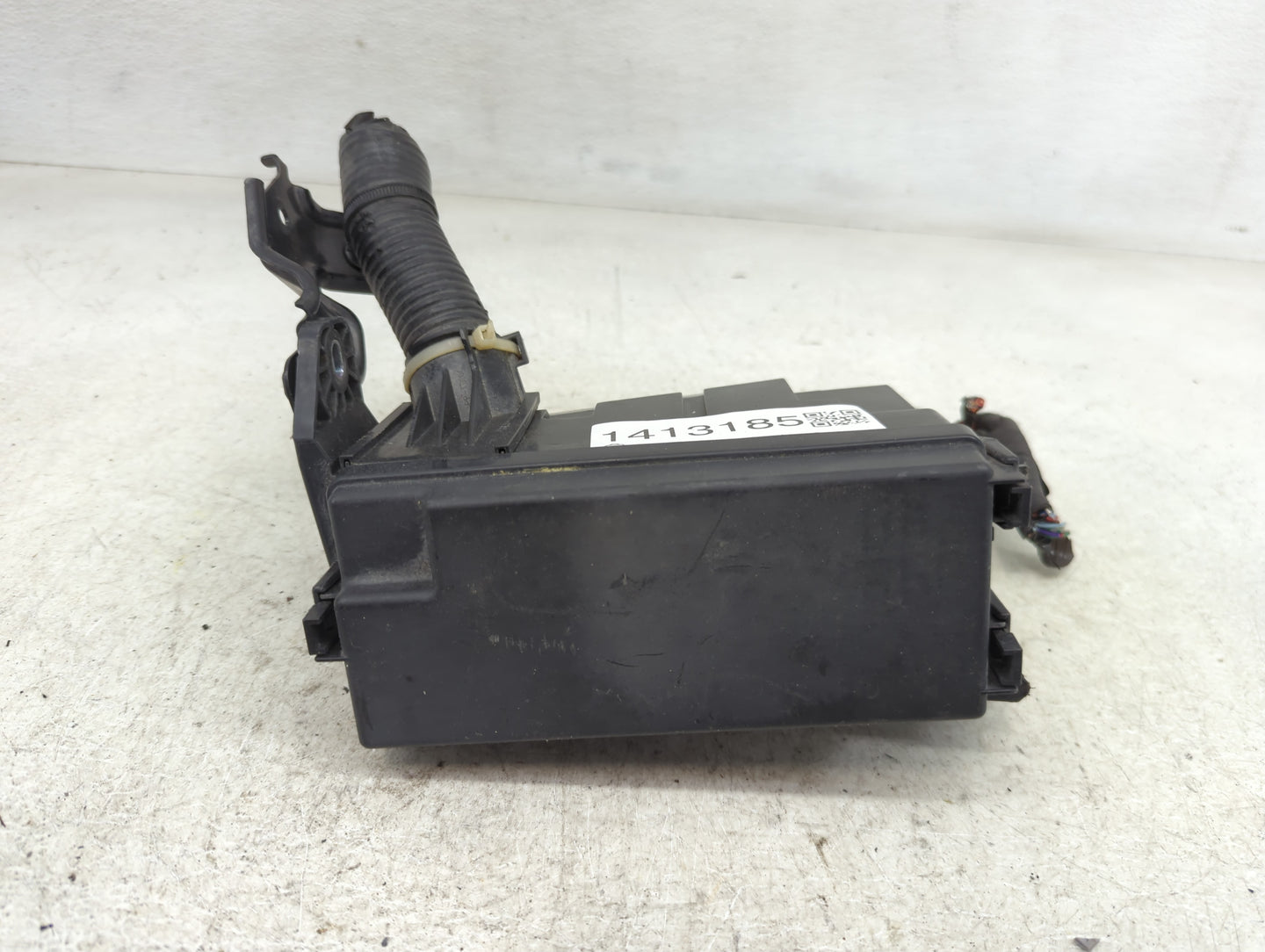 2015-2017 Honda Fit Fusebox Fuse Box Panel Relay Module P/N:G8HL-H71 2284A21 Fits Fits 2015 2016 2017 OEM Used Auto Parts - 