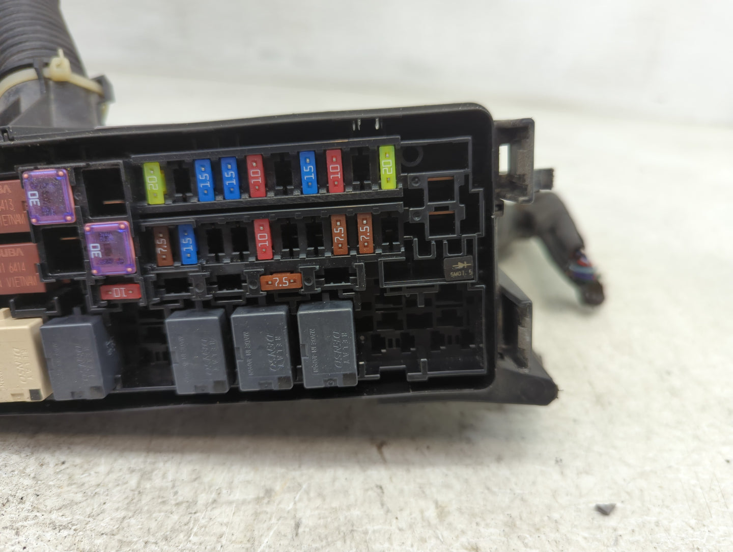 2015-2017 Honda Fit Fusebox Fuse Box Panel Relay Module P/N:G8HL-H71 2284A21 Fits Fits 2015 2016 2017 OEM Used Auto Parts - 