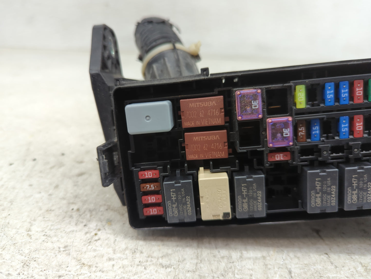 2015-2017 Honda Fit Fusebox Fuse Box Panel Relay Module Fits Fits 2015 2016 2017 OEM Used Auto Parts - Oemusedautoparts1.com