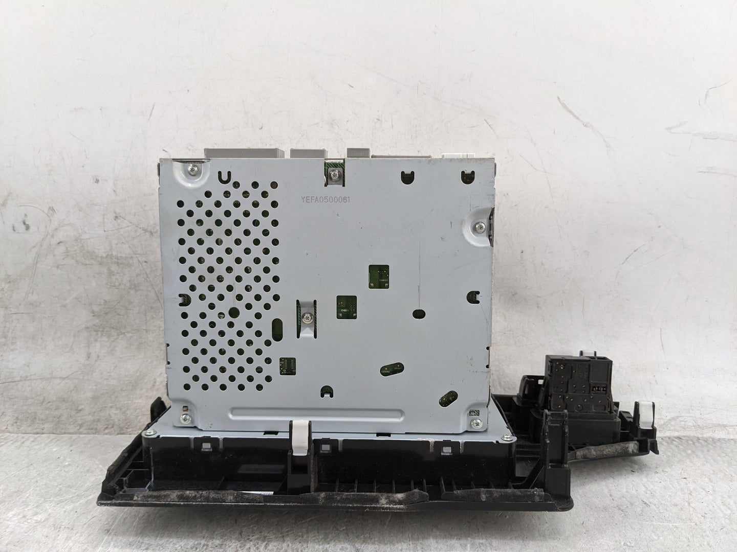 2015-2019 Honda Fit Radio AM FM Cd Player Receiver Replacement P/N:39100-T5R-A712-M1 CV-VH03E0GX Fits OEM Used Auto Parts - 