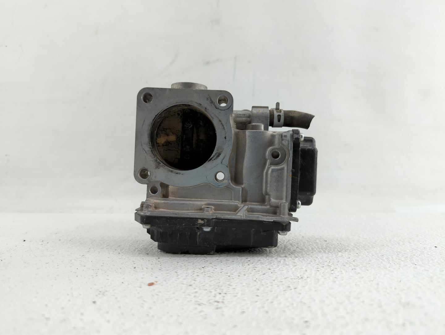 2015-2017 Honda Fit Throttle Body P/N:GMG1C GMG1A Fits Fits 2015 2016 2017 OEM Used Auto Parts - Oemusedautoparts1.com