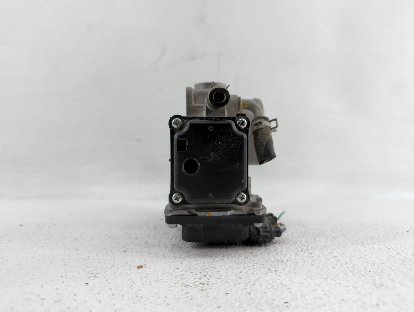 2015-2017 Honda Fit Throttle Body P/N:GMG1C GMG1A Fits Fits 2015 2016 2017 OEM Used Auto Parts - Oemusedautoparts1.com