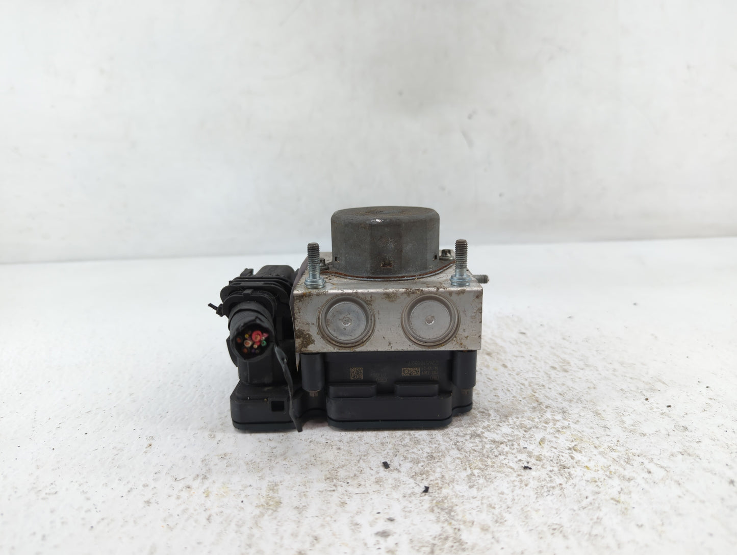 2015-2016 Honda Fit ABS Pump Control Module Replacement P/N:57110-T5R-A012-M1 57110-T5R-A020-M1 Fits Fits 2015 2016 OEM Used