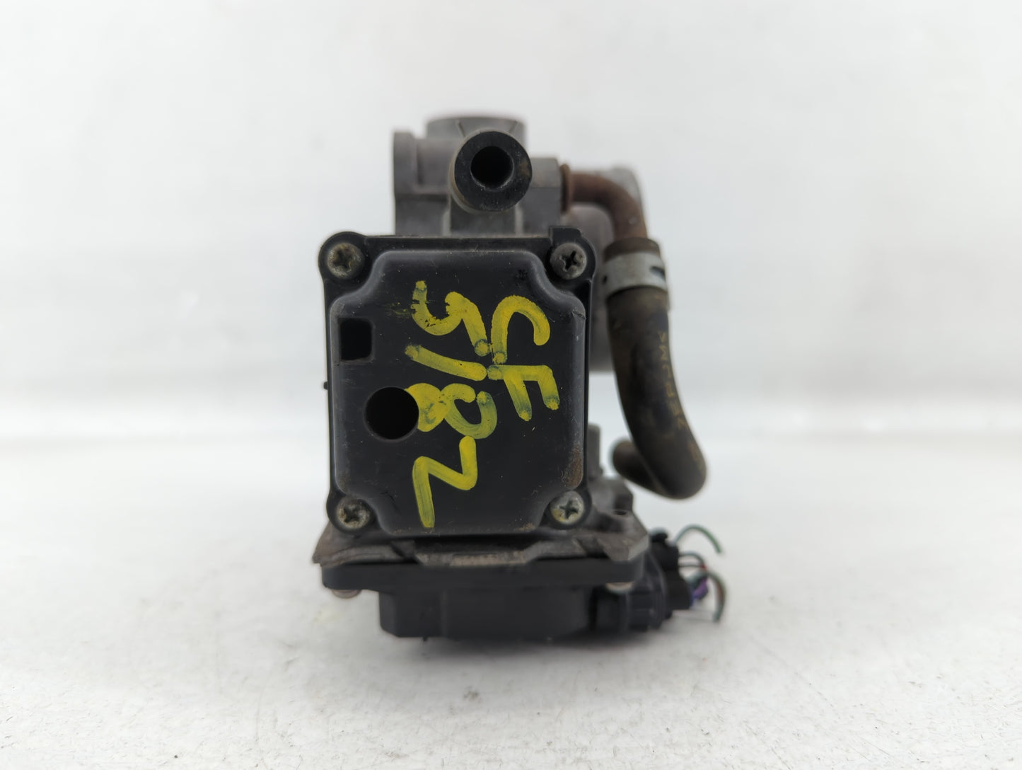 2015-2020 Honda Fit Throttle Body P/N:GMG1A 60523, GMG1C M40805 Fits Fits 2015 2016 2017 2018 2019 2020 OEM Used Auto Parts 