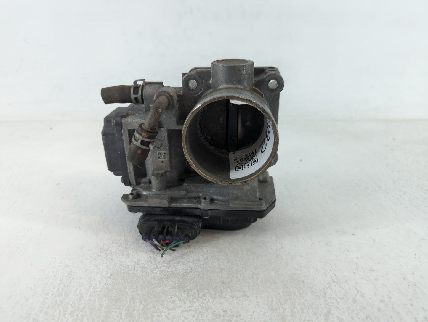 2015-2020 Honda Fit Throttle Body P/N:GMC1C M41118, 446499 Fits Fits 2015 2016 2017 2018 2019 2020 OEM Used Auto Parts - Oem