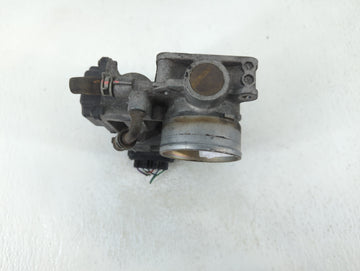 2015-2020 Honda Fit Throttle Body P/N:GMC1C M41118, 446499 Fits Fits 2015 2016 2017 2018 2019 2020 OEM Used Auto Parts
