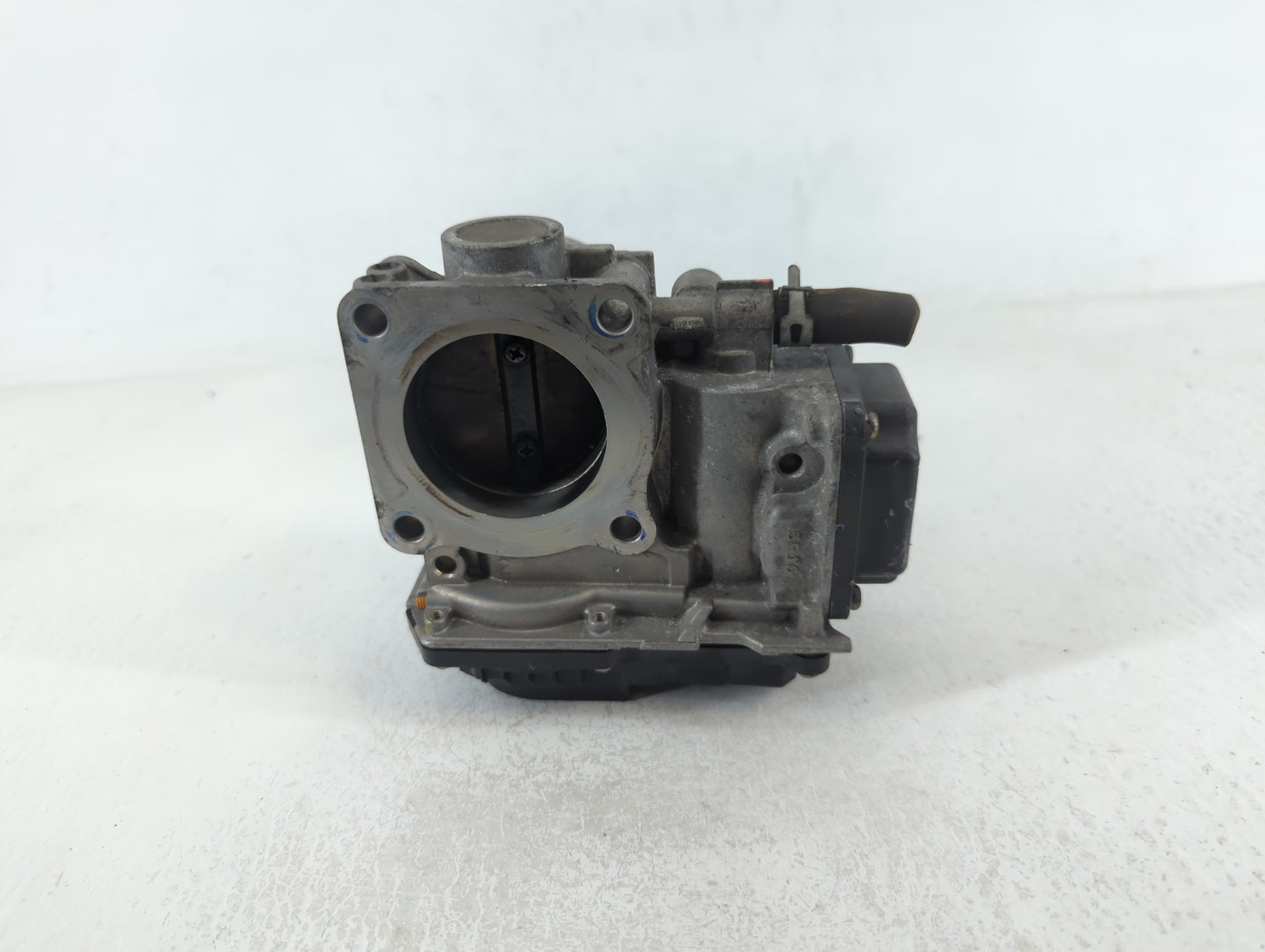 2015-2020 Honda Fit Throttle Body P/N:GMC1C M41118, 446499 Fits Fits 2015 2016 2017 2018 2019 2020 OEM Used Auto Parts - Oem