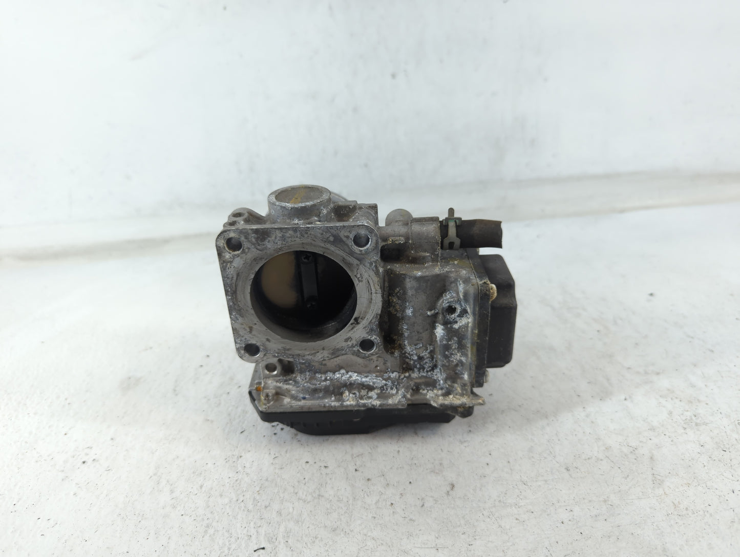 2015-2020 Honda Fit Throttle Body P/N:GMC1C M171007, 314454 Fits Fits 2015 2016 2017 2018 2019 2020 OEM Used Auto Parts - Oe