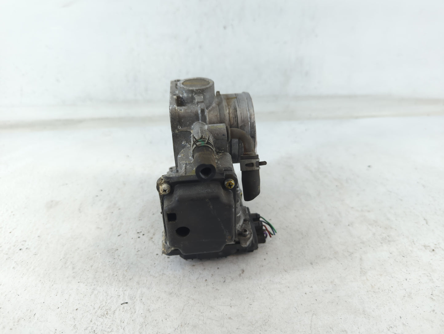 2015-2020 Honda Fit Throttle Body P/N:GMC1C M171007, 314454 Fits Fits 2015 2016 2017 2018 2019 2020 OEM Used Auto Parts - Oe