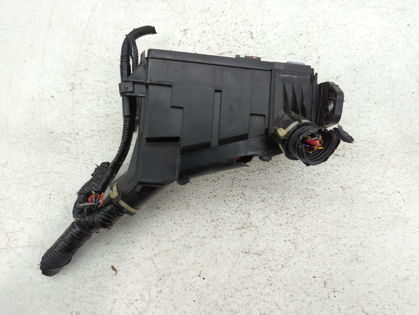 2015-2017 Honda Fit Fusebox Fuse Box Panel Relay Module P/N:G8HL-H71 2284A21 Fits Fits 2015 2016 2017 OEM Used Auto Parts - 